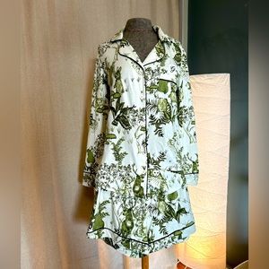 Pajamas by The Cats Pajamas with Greenbrier Resort logo- NWT